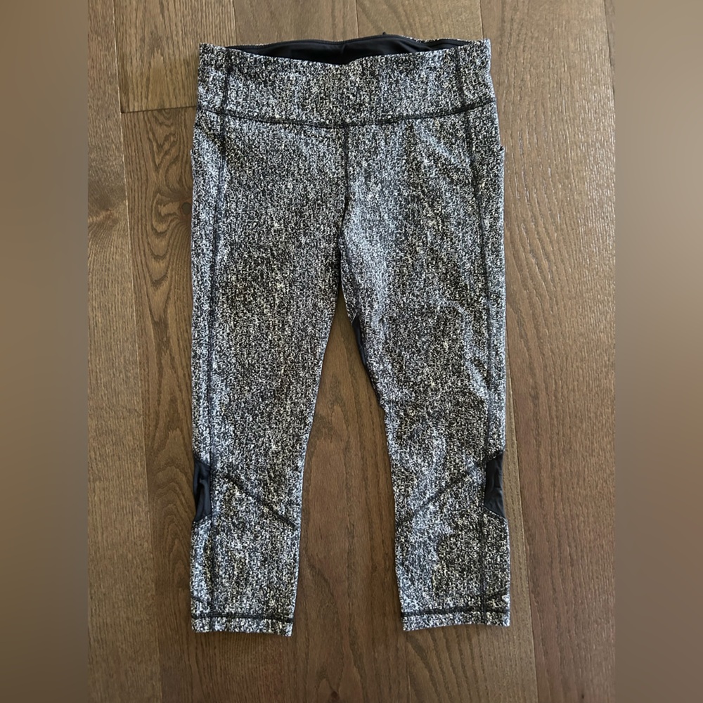 Lululemon Size 10 Pace Rival Crops Leggings